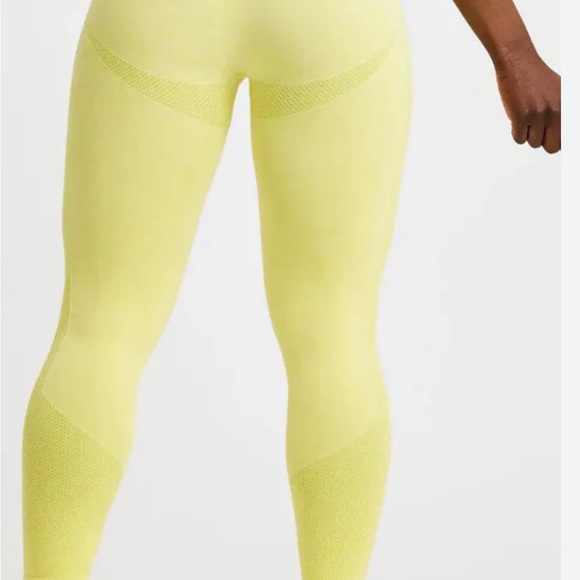 Aybl Yellow Medium leggings - Picture 3 of 3